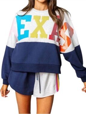 QUEEN OF SPARKLES “Texas Queen” sweatshirt - never worn